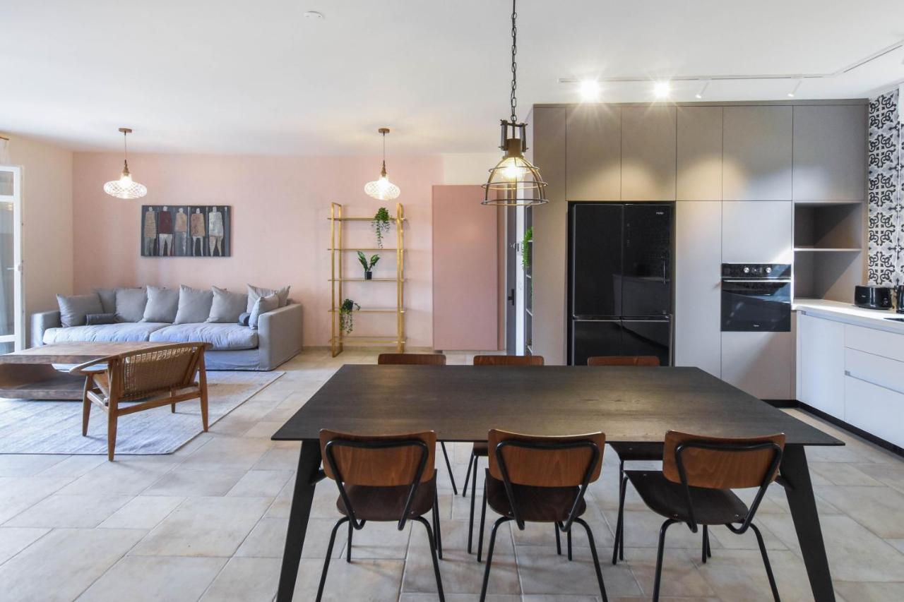 Apartment Spacious 3br In Neve Tzedek By Holyguest Tel Aviv